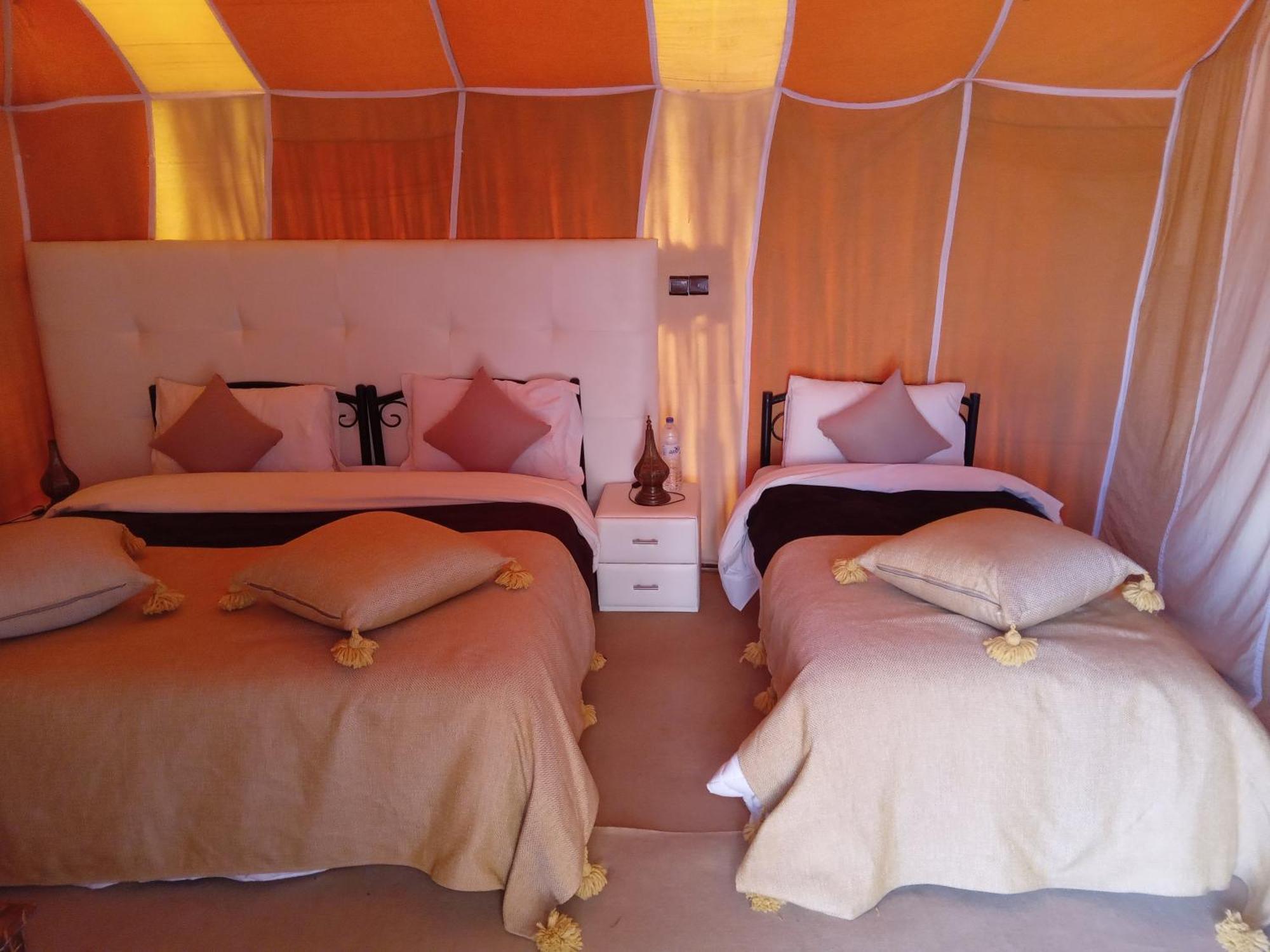 Hotel Luxury Camp & Activities à Merzouga Extérieur photo